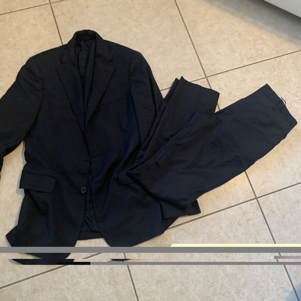 Salvatore Ferragamo men’s 2Pc Wool Suit Size 4 Black Repair Vintage